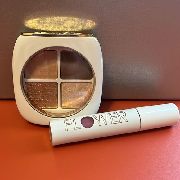 Flower by Drew Barrymore Make Up Bundle - Picture 2 of 4